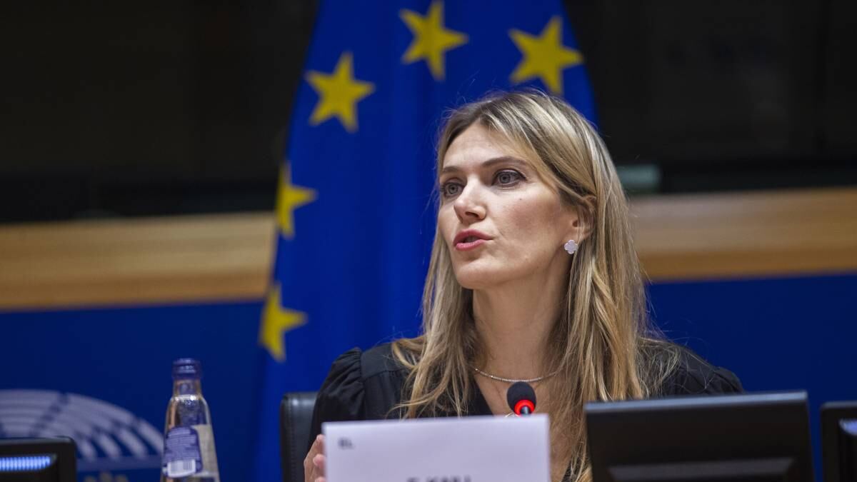 "Lo stesso copione del mio arresto. Separata da mia figlia per spezzarmi"