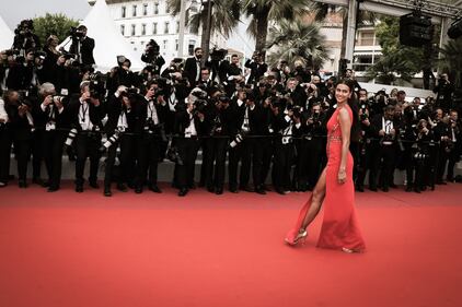 Cannes: Irina Shayk, trasparenze hot 7