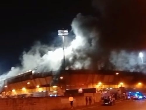 Incendio allo stadio di Taranto: giallo sui lavori mai completati