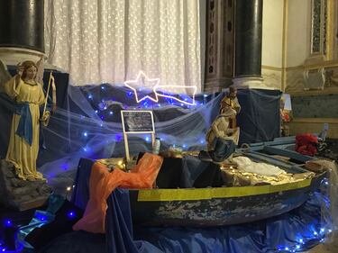 Palermo, il presepe sul barcone 1