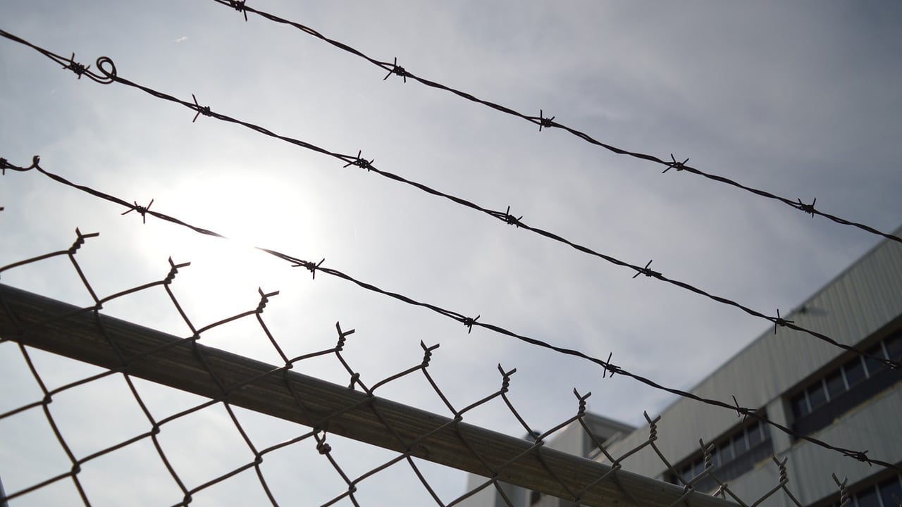"Portata via in pigiama". La sarta della Loren in carcere a 84 anni