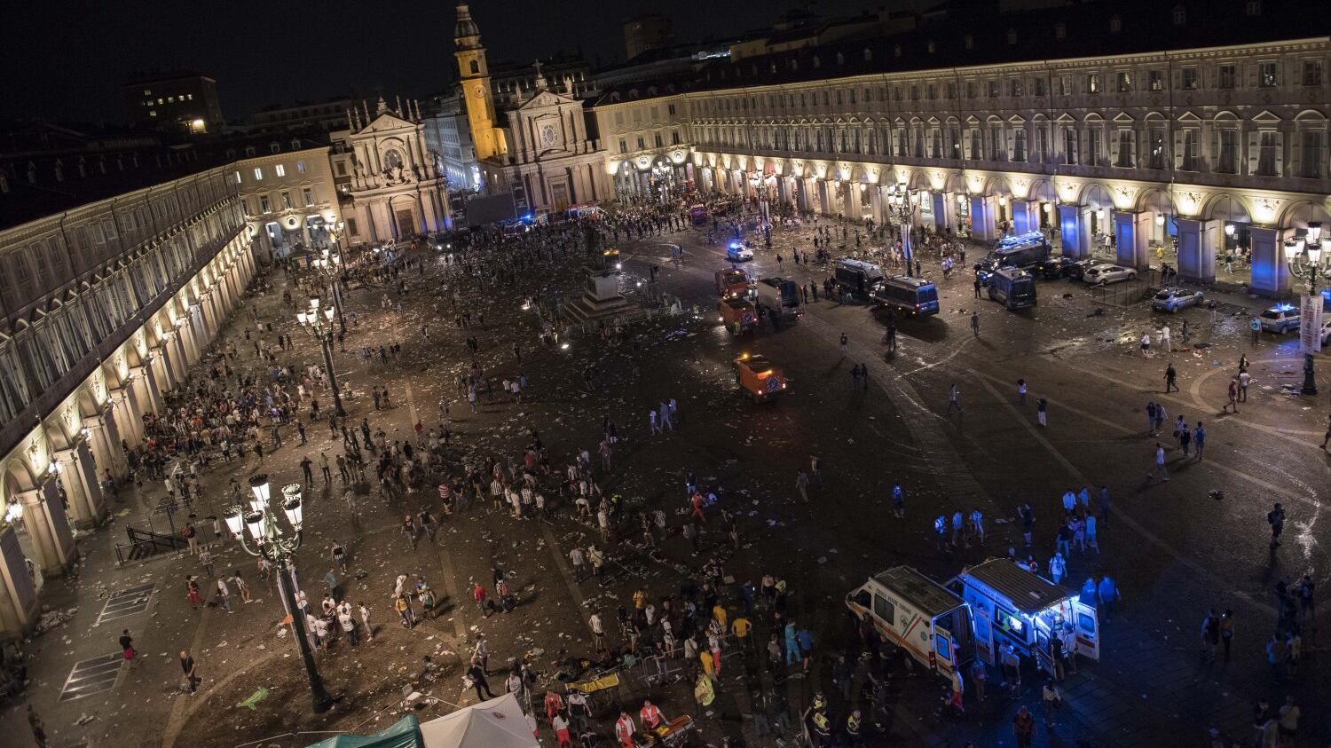 Condannata a 10 anni la banda che scatenò il panico in piazza San Carlo