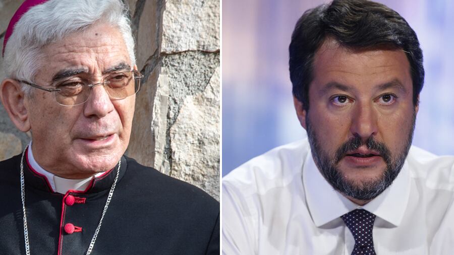 Salvini replica al vescovo: "Togliere il Crocifisso sarebbe un favore a me?"