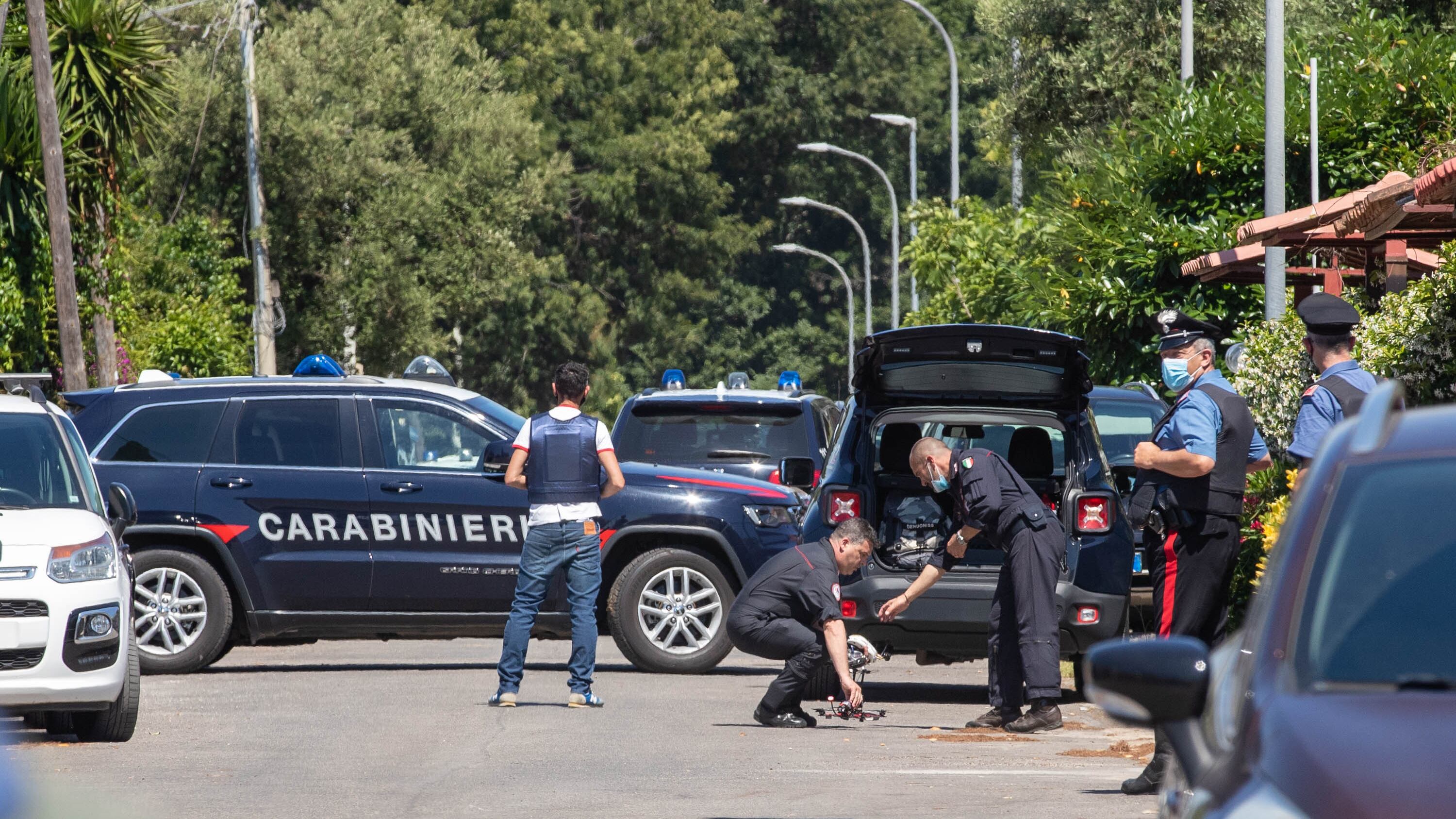 I fratellini e l'anziano-eroe: morti senza capire perché