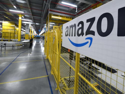 Troppo tempo in bagno, Amazon licenzia una dipendente