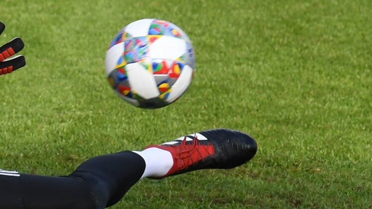 Arbitri picchiati e maxi sanzioni. Eppure non basta