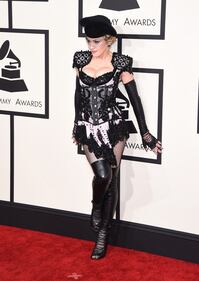 Tutti i sexy-look dei Grammy Awards 10