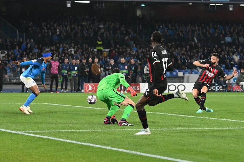 Gol Giroud a Napoli