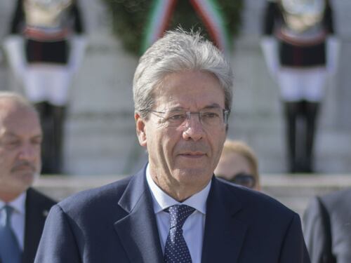 Gentiloni: "Italia fuori dalla crisi grazie al nostro governo"
