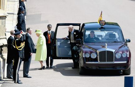 Royal Wedding: colori accesi per Elisabetta 9