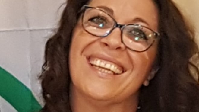 Cislago, l’assessore all’istruzione porta i compiti a casa
