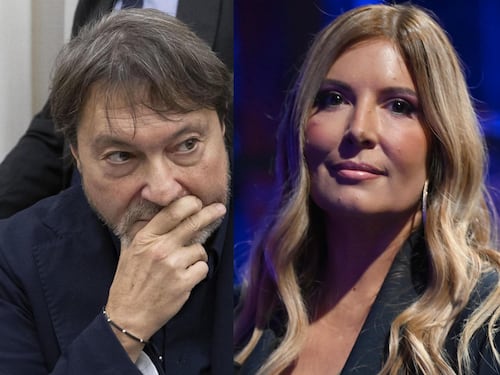 “Un Capolavoro”, Ranucci e la recensione al suo libro sotto falso nome: il dettaglio dell’account Amazon svelato da Lucarelli