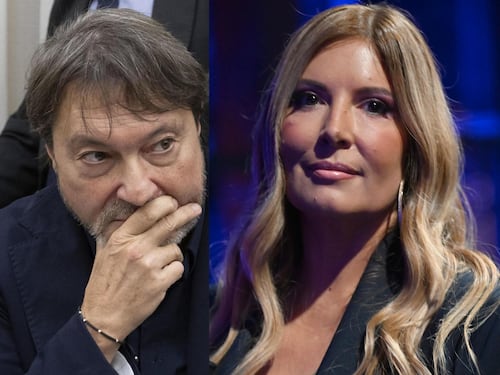 Lucarelli: “Ranucci? Ingombrante, dovrebbe lasciare spontaneamente Report ma non lo farà”. Ecco perché