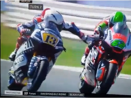 Moto 2, la madre di Romano Fenati: "Mio figlio minacciato di morte"