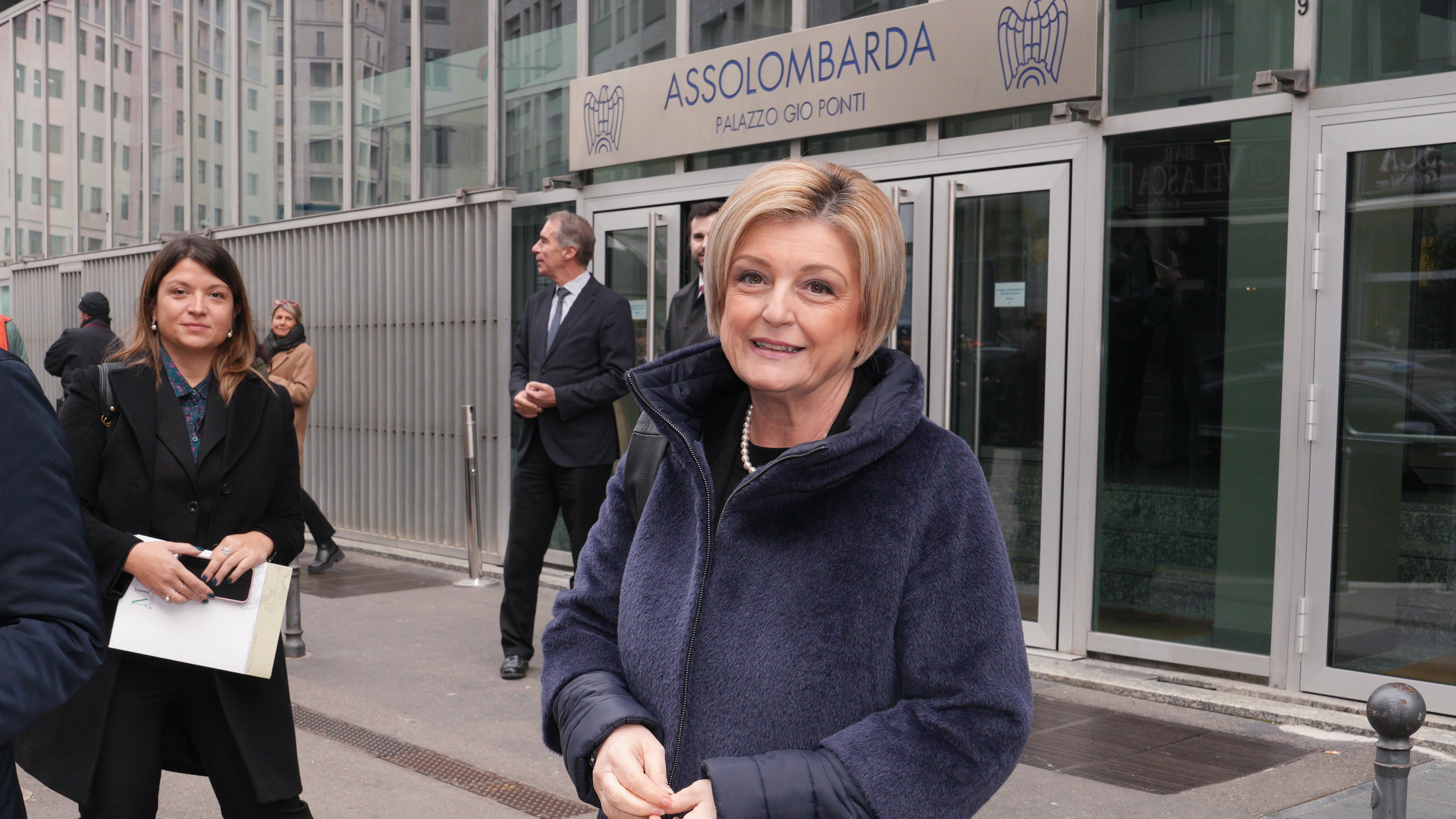 Laurea Calderone, aperto fascicolo senza indagati. Il ministro: " Nessun reato, pronta controdenuncia"