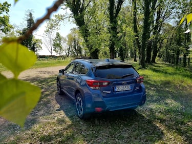 Subaru XV 2023, la prova su strada: guarda le foto 10