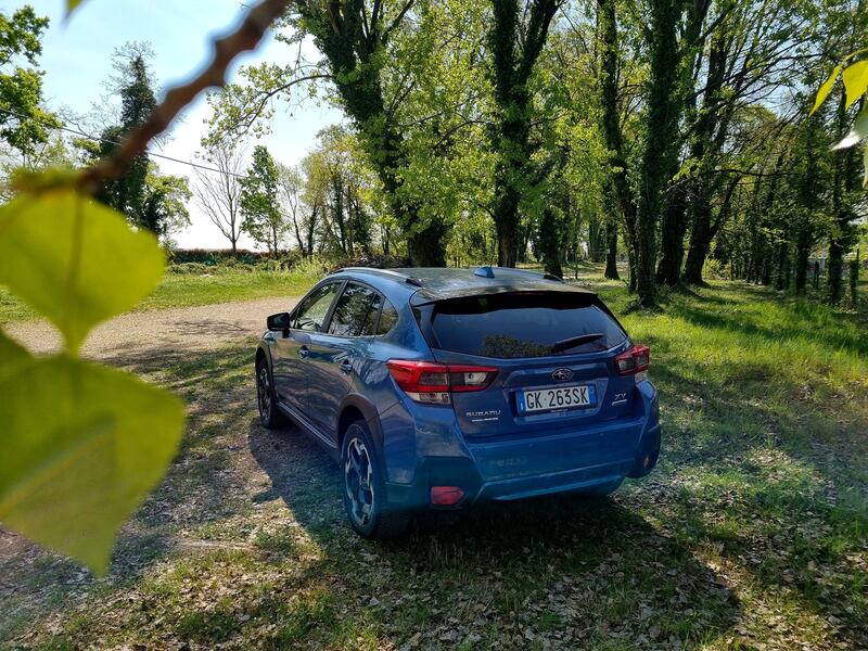 Subaru XV 2023, la prova su strada: guarda le foto 10