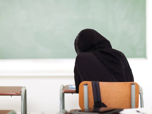 Violentata da sette uomini, l'Arabia la condanna a 200 frustate