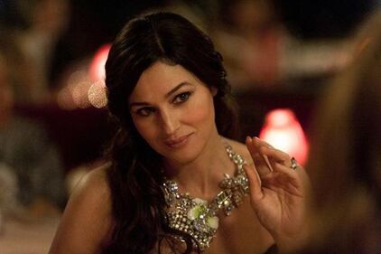 Monica Bellucci sarà bond girl bisex: "Chi dice che sono single?" 3