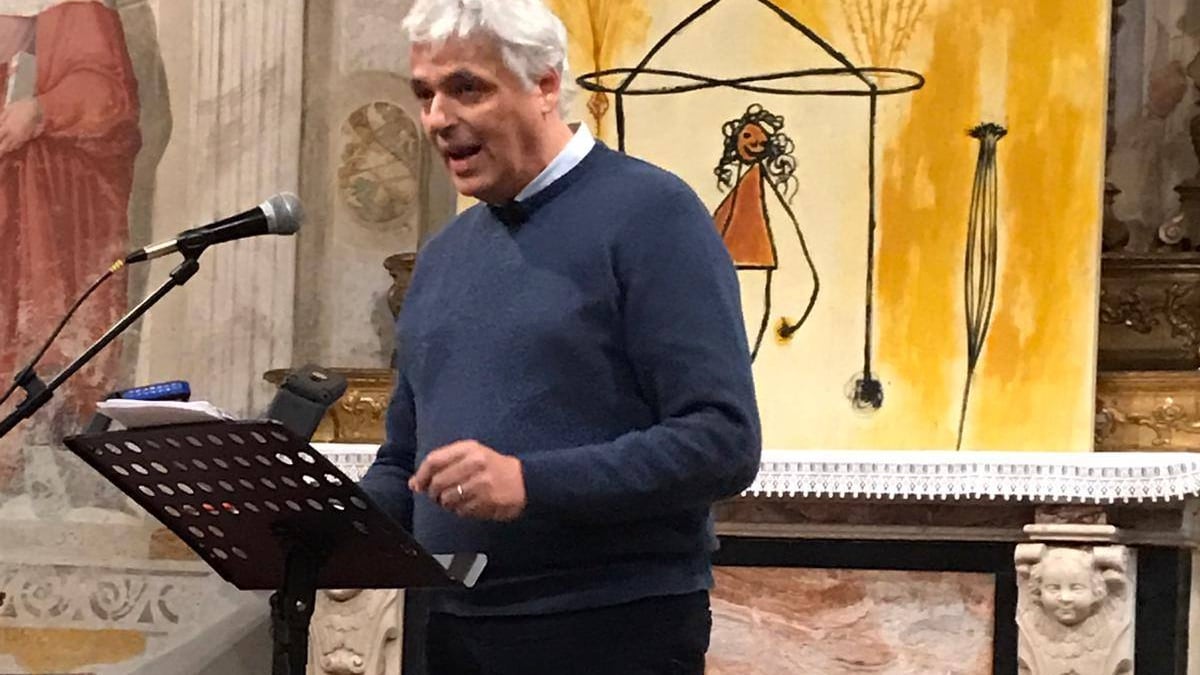 Il legale di Foti che difende gli scandali di Bibbiano crede ai marziani che rapiscono i bambini