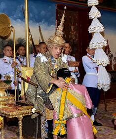 La cerimonia d'incoronazione del re Maha Vajiralongkorn a Bangkok 9