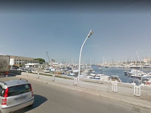 La gang di anziani che pestano una 72enne "Aggredita senza motivo"