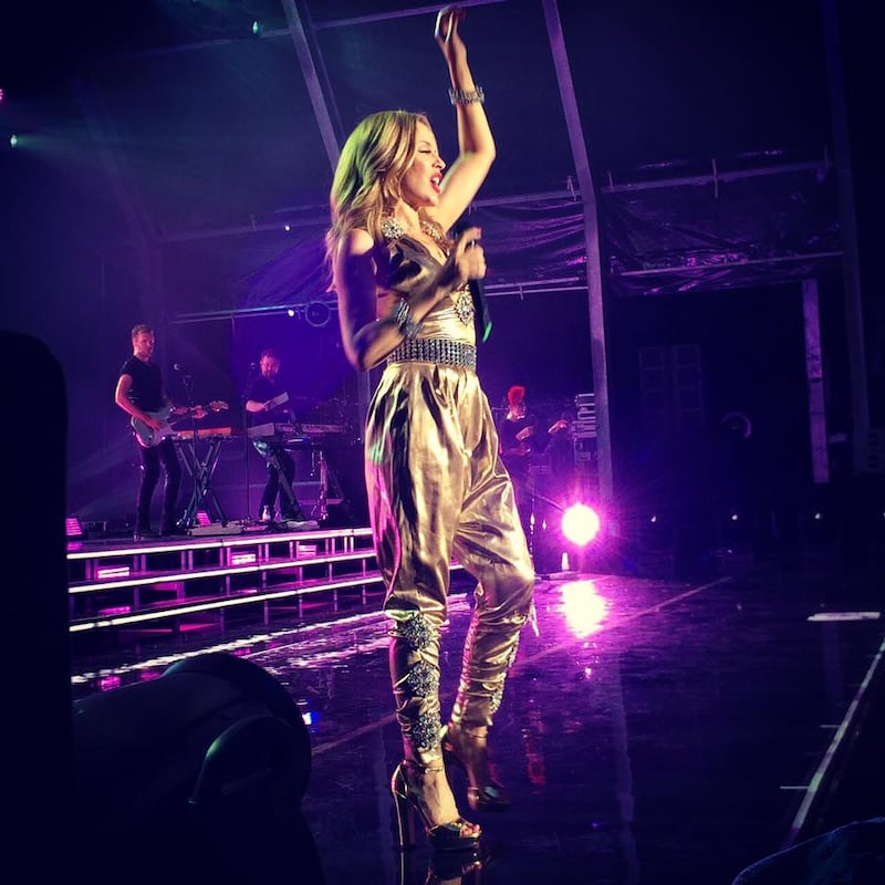Chris Martin, solo bionde e sexy: addio a Jennifer Lawrence, ora Kylie Minogue 11