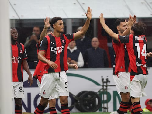 Il Milan prima domina, poi subisce il ritorno dell’Atalanta: finisce 3-2 per i rossoneri