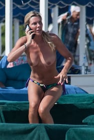 Deborah Roversi, l'ex di Pirlo in topless 13