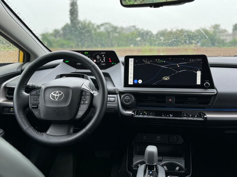 Toyota Prius 2024: guarda la gallery della nuova plug-in con 230 CV 12