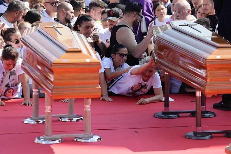 Funerali Scampia 2