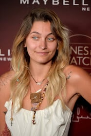 Paris Jackson in topless su Instagram 25