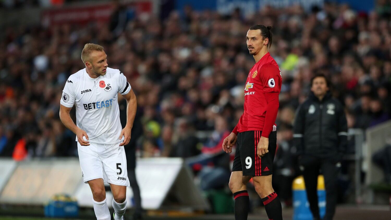 Ibrahimovic: "La Tour Eiffel? Mai vista, dovevano metterci la mia statua"