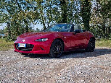 Mazda MX-5 2023: guarda la la gallery della sportiva più accessibile in commercio 1