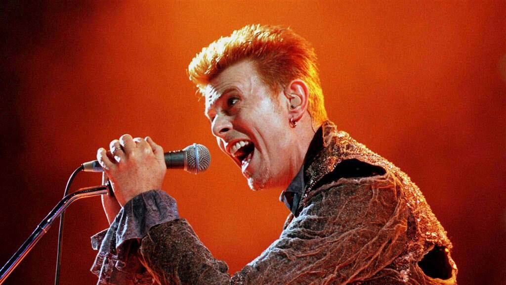 Niente tomba per i fan: le ceneri di Bowie in un luogo segreto