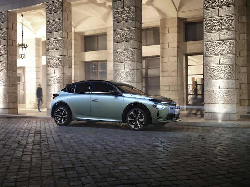 Lancia Ypsilon Turbo 100: guarda tutte le foto 9