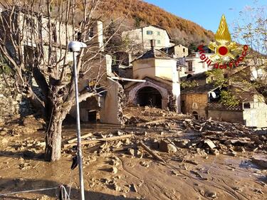 Frana devasta l'antico oratorio di Rezzo nell'Imperiese 1