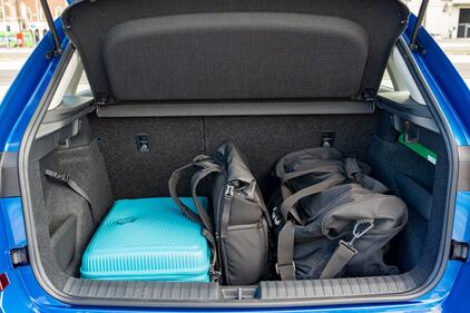 Skoda Kamiq Black Dots 14