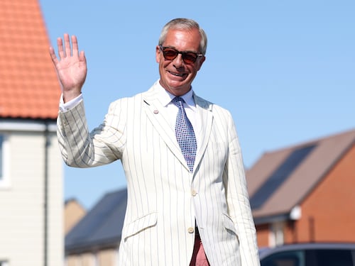 Farage si riprende Clacton: battuto anche Count Binface