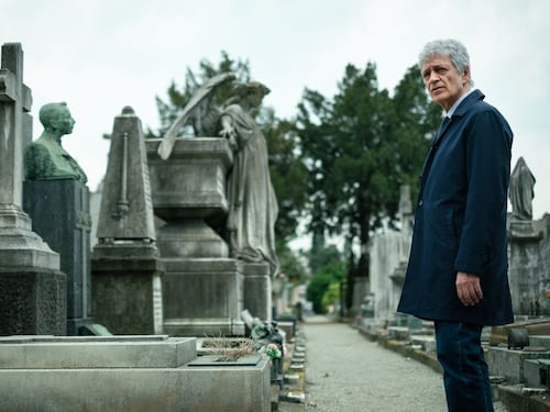 Serie tv, videoclip e falchi. È un anno "Monumentale"