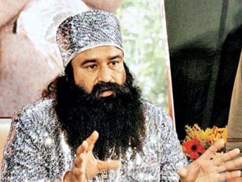 India, il guru accusato di aver fatto castrare quattrocento fedeli