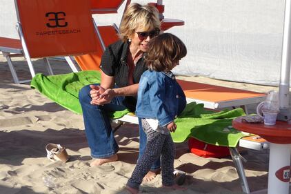 Carmen Russo, nuovo look e vita da mamma 7