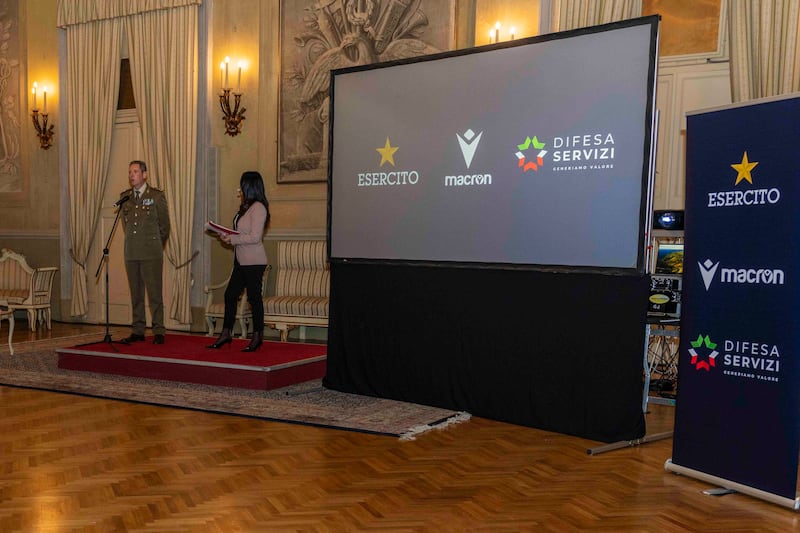 La Capsule collection di Macron ed Esercito Italiano 1