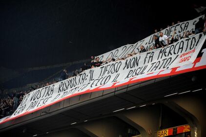 Milan, Lazio, Parma e il weekend degli striscioni 2