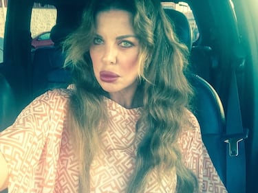 Alba Parietti, topless a Formentera 12