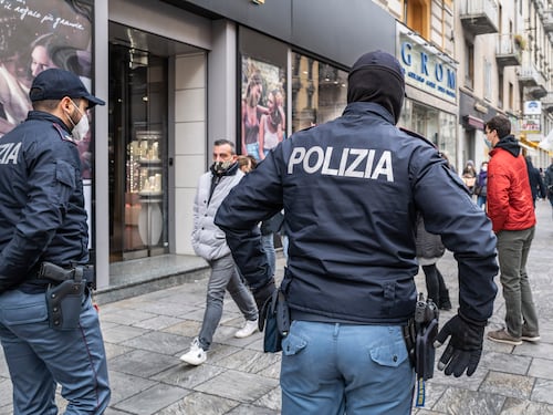Il baby rapinatore Bilal incastrato dal gip. Convalidato l'arresto, rimane in carcere