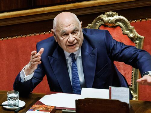 Nordio, forfait alla Leopolda. E la commissione ora divide