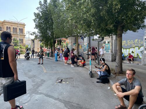 "Fr... sempre, fascisti mai". Al Pride di Palermo gli insulti al governo Meloni
