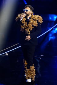 Sanremo 2024: ecco il look della prima serata del Festival di Dargen D'Amico 4