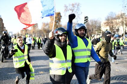 Francia, la protesta dei gilet gialli 4